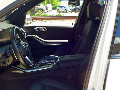 Used 2024 BMW X7 xDrive40i w/ M Sport Package AWD/4WD image 20