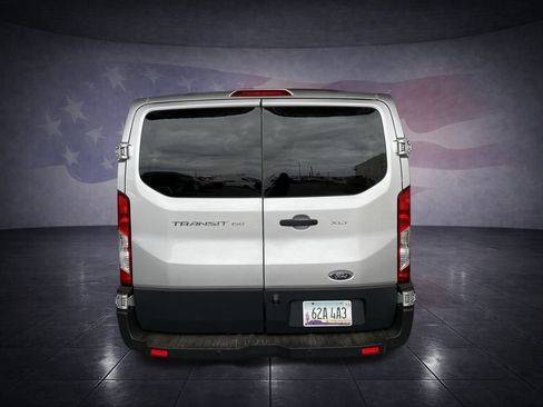 Used 2017 Ford Transit 150 XLT image 4