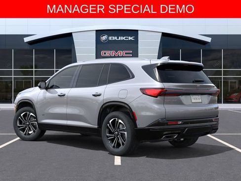 Used 2026 Buick Enclave Sport Touring w/ Power Package AWD/4WD image 3