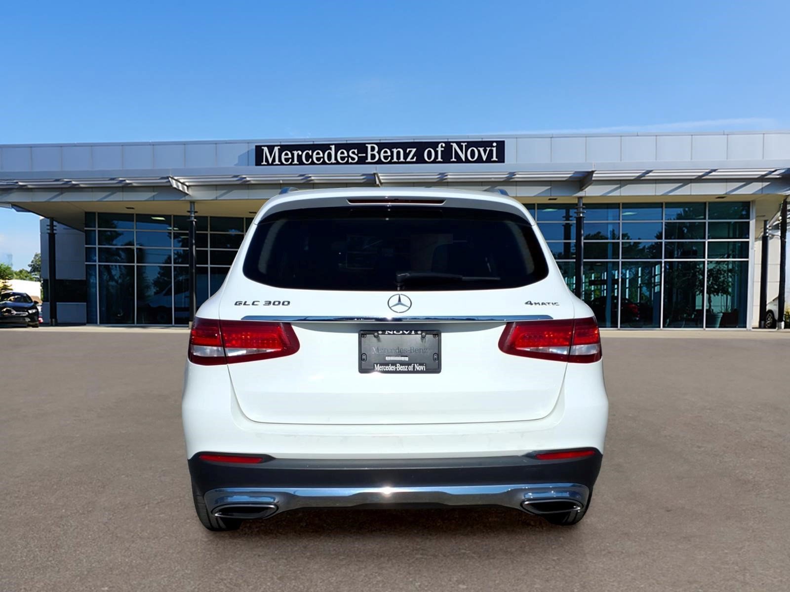 Used 2019 Mercedes-Benz GLC 300 4MATIC image 6