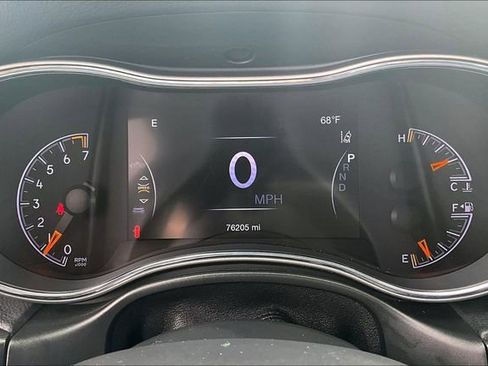 Used 2020 Jeep Grand Cherokee Altitude AWD/4WD image 13