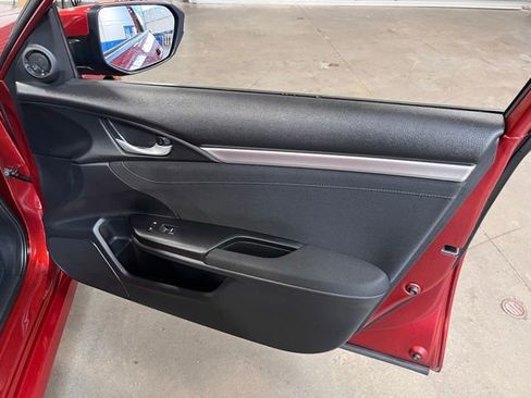 Used 2019 Honda Civic EX image 12