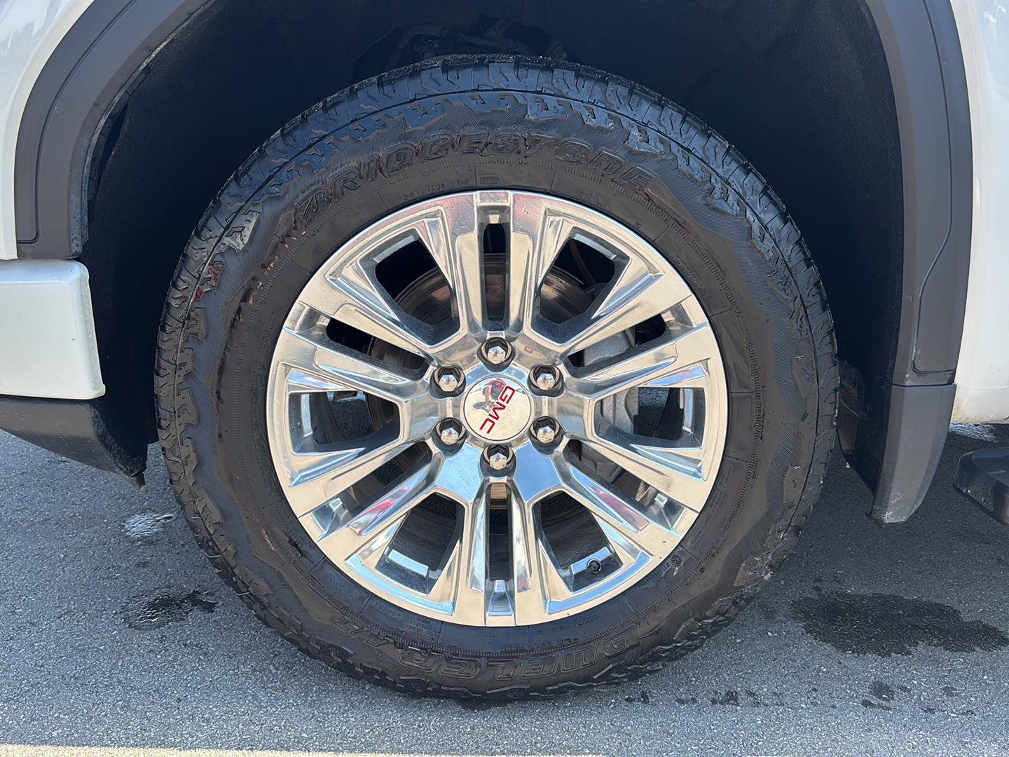 Used 2022 GMC Sierra 1500 Denali w/ Technology Package AWD/4WD image 10