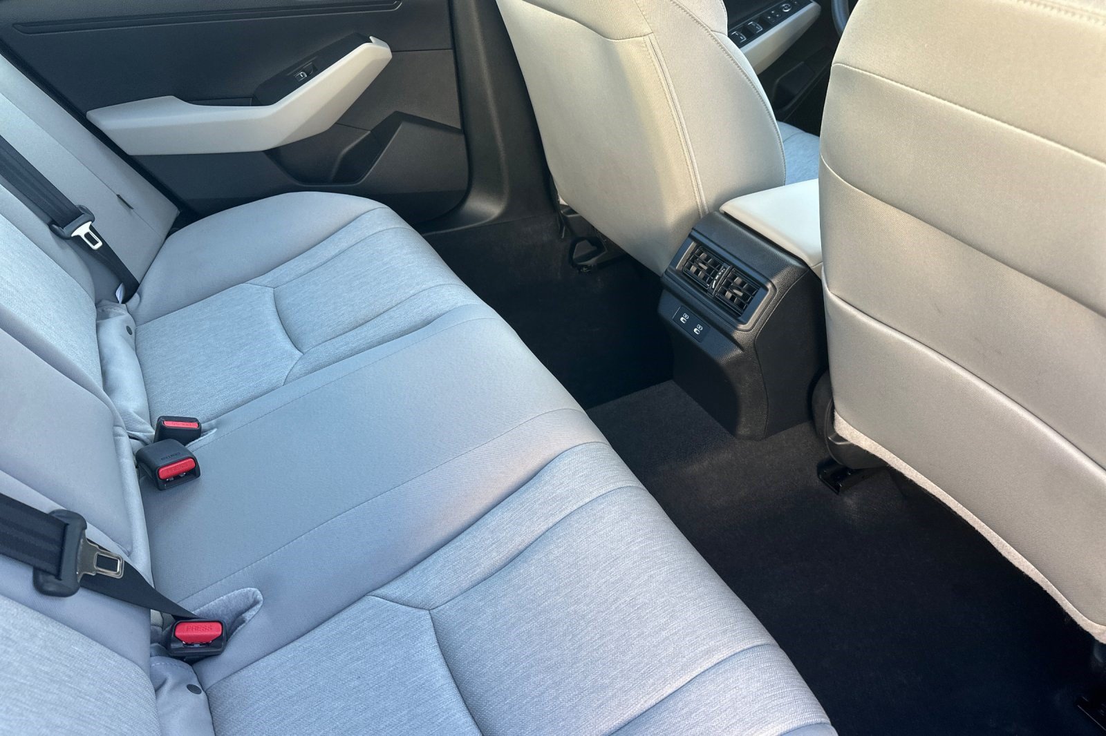 Used 2025 Honda Accord SE image 32