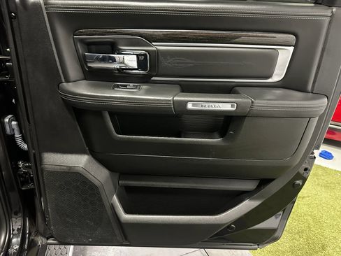 Used 2018 RAM 3500 Laramie Longhorn AWD/4WD image 21