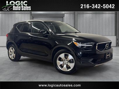 Used 2019 Volvo XC40 T5 Momentum