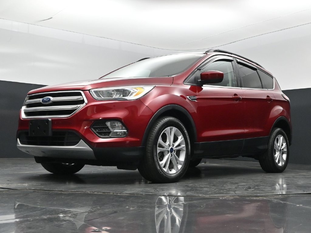 Used 2017 Ford Escape SE w/ Equipment Group 201A AWD/4WD image 21