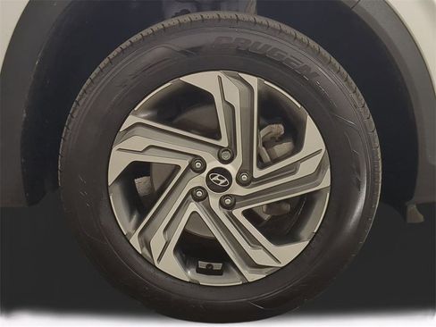 Certified 2023 Hyundai Santa Fe SEL image 11