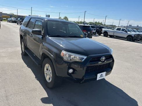 Used 2015 Toyota 4Runner SR5 image 23