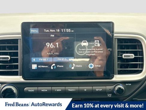 New 2025 Hyundai Venue SEL image 15