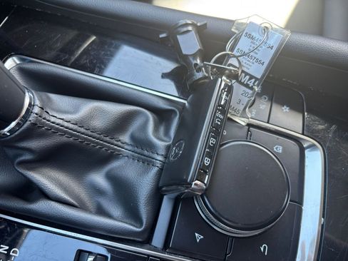 Used 2025 MAZDA MAZDA3 s image 22