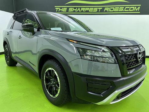 Used 2023 Nissan Pathfinder Rock Creek AWD/4WD image 2