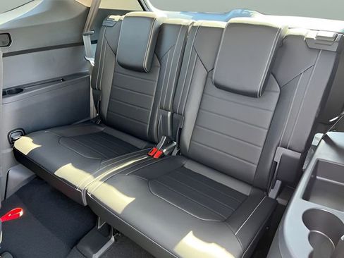 New 2026 Volkswagen Atlas SEL AWD/4WD image 14