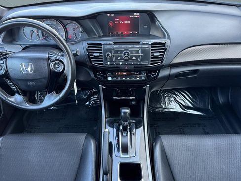 Used 2016 Honda Accord Sport image 15