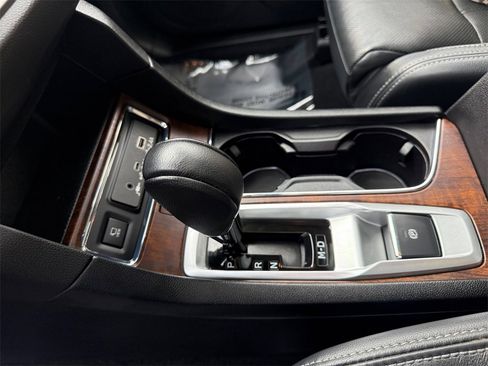 Used 2023 Subaru Ascent Touring image 31