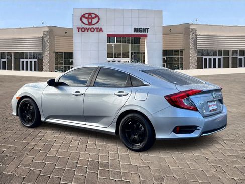 Used 2020 Honda Civic LX image 4