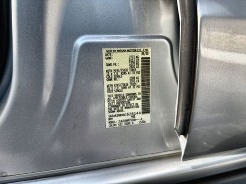 Used 2010 Nissan Pathfinder S AWD/4WD image 30