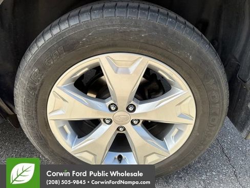 Used 2015 Subaru Forester 2.5i w/ Alloy Wheel Package AWD/4WD image 12