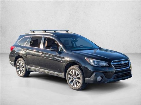 Used 2019 Subaru Outback 3.6R Touring w/ Popular Package #3A AWD/4WD image 3