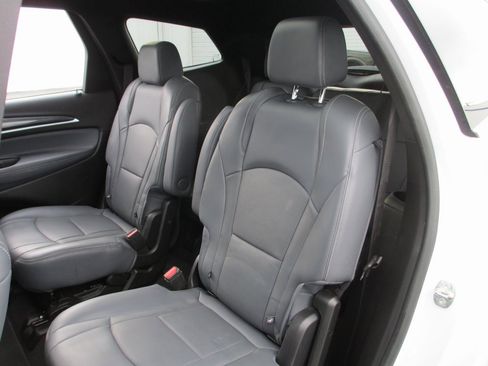 Certified 2023 Buick Enclave Essence w/ Experience Buick Package image 18