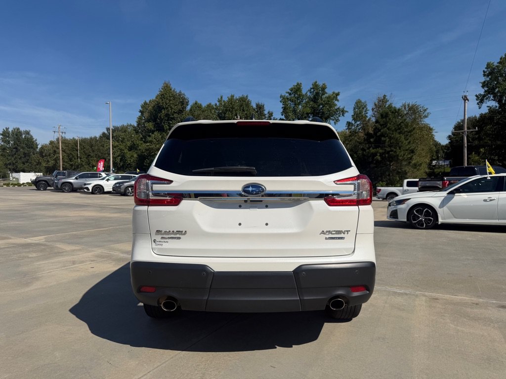 Used 2023 Subaru Ascent Limited AWD/4WD image 5