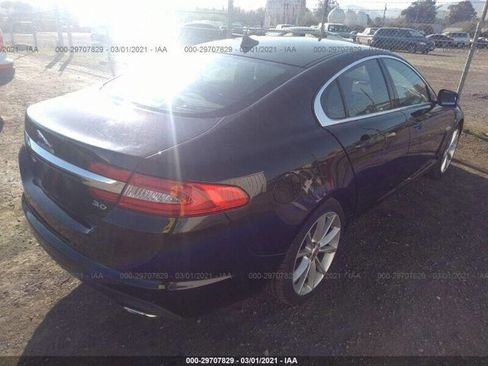 Used 2015 Jaguar XF Portfolio image 4