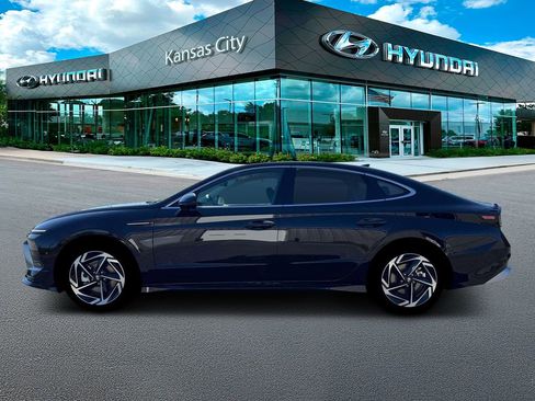 New 2026 Hyundai Sonata SEL image 3