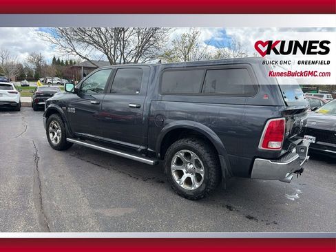 Used 2015 RAM 1500 Laramie w/ Convenience Group image 12