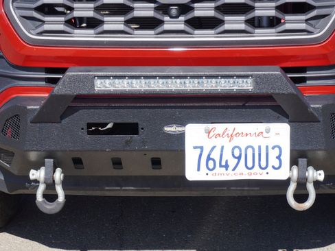 Used 2021 Toyota Tacoma TRD Sport w/ TRD Premium Sport Package AWD/4WD image 7