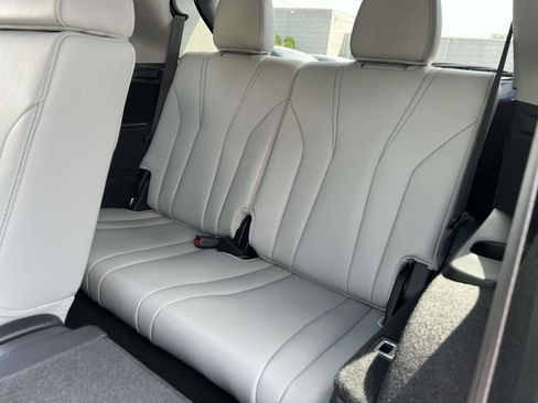 Used 2023 Acura MDX SH-AWD w/ Technology Package image 14