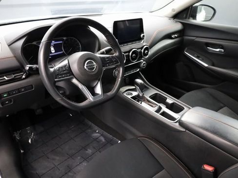 Certified 2023 Nissan Sentra SR w/ Midnight Edition Package image 9