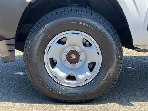 Used 2022 Toyota Tacoma SR RWD image 27