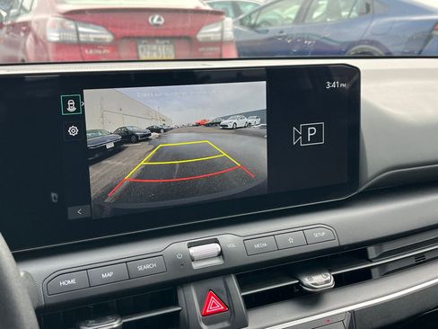 Used 2025 Kia K4 LXS image 23