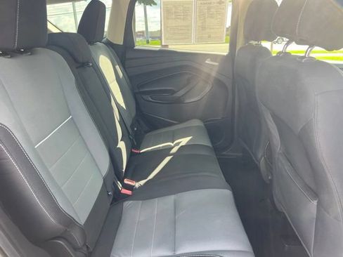 Used 2015 Ford Escape SE FWD image 13