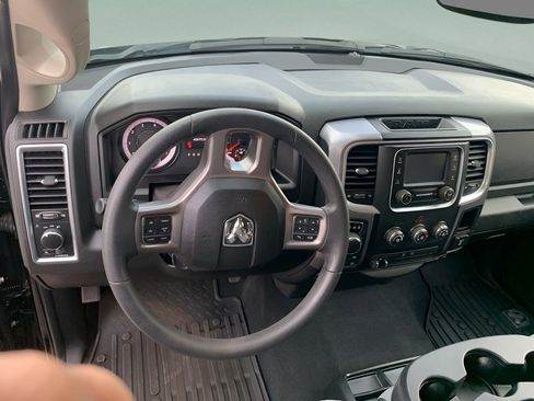 Used 2022 RAM 1500 Classic SLT w/ Protection Group image 9