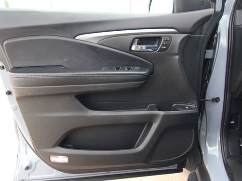 Used 2023 Honda Ridgeline RTL-E image 39