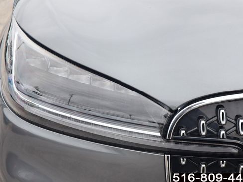 Used 2025 Lincoln Aviator AWD image 14