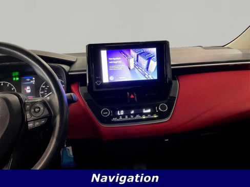 Used 2024 Toyota Corolla LE FWD image 9