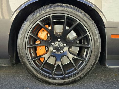Used 2020 Dodge Challenger SRT Hellcat image 19