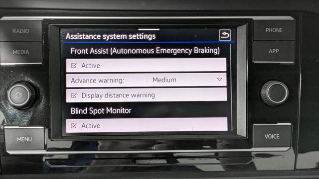 Used 2020 Volkswagen Jetta S w/ Driver Assistance Package FWD image 27