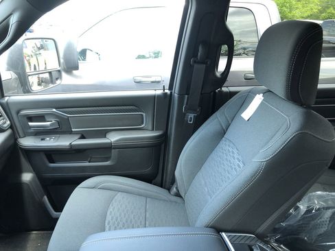 New 2025 RAM 2500 Big Horn image 23