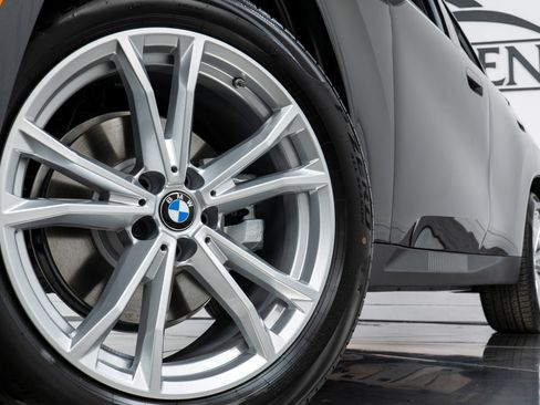 Used 2025 BMW X3 xDrive30i w/ Premium Package image 27