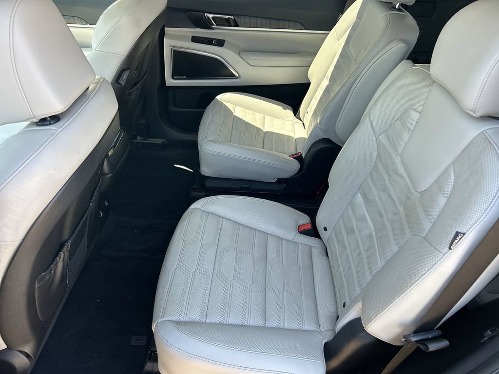 Used 2023 Kia Telluride SX Prestige AWD/4WD image 26