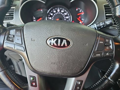 Used 2014 Kia Sorento LX FWD image 7