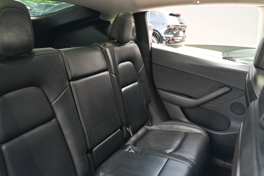 Used 2020 Tesla Model Y Long Range AWD/4WD image 14