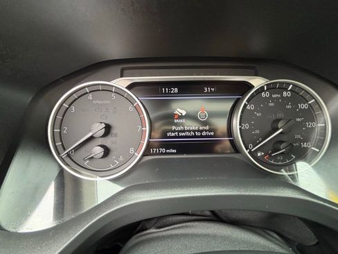 Used 2023 Nissan Rogue SL w/ SL Premium Package image 7