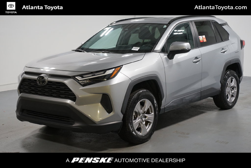 Certified 2025 Toyota RAV4 XLE FWD image 1