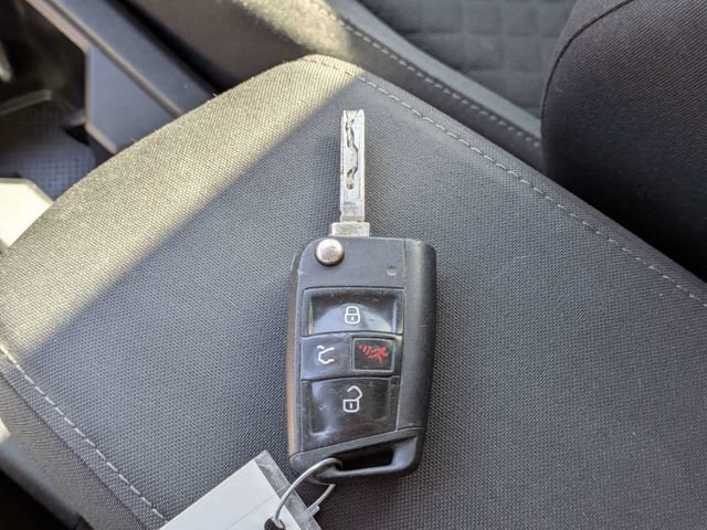 Used 2018 Volkswagen Tiguan S FWD image 28
