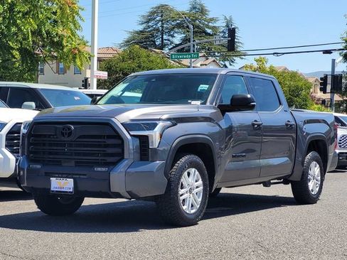 Used 2023 Toyota Tundra SR5 w/ SR5 Convenience Package RWD image 10