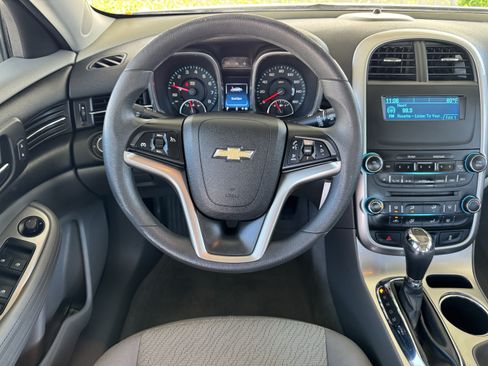 Certified 2014 Chevrolet Malibu LS FWD image 17